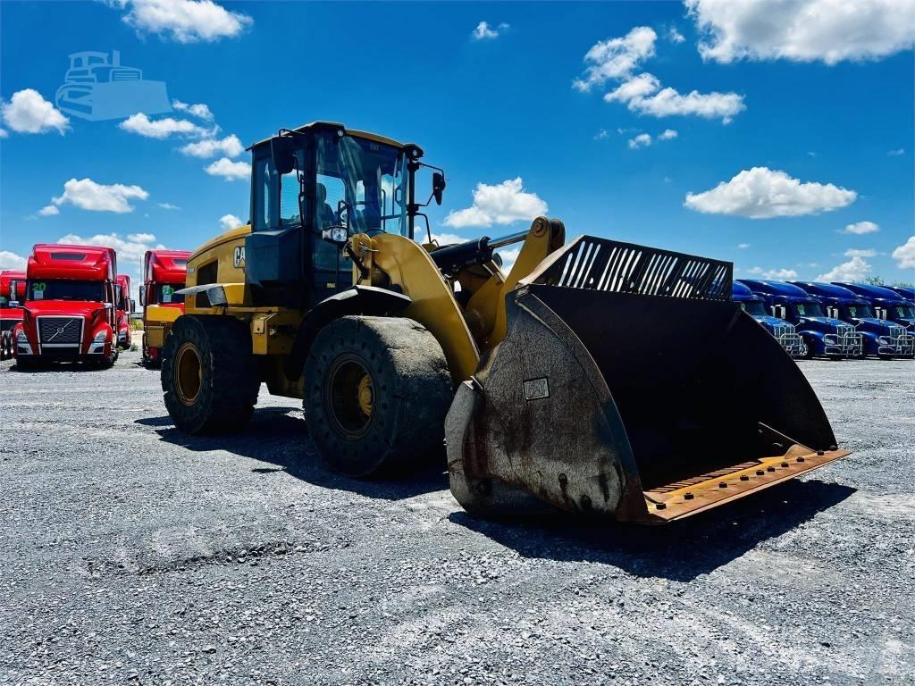 CAT 938 M Iekrāvēji uz riteņiem