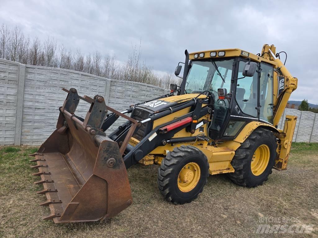 CAT 428 D Ekskavatori-iekrāvēji