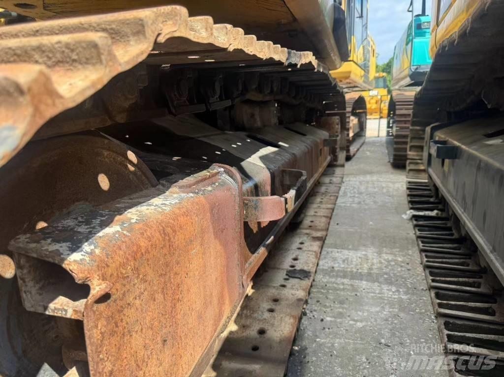 CAT 320 E Vidēja lieluma ekskavatori 7 t - 12 t