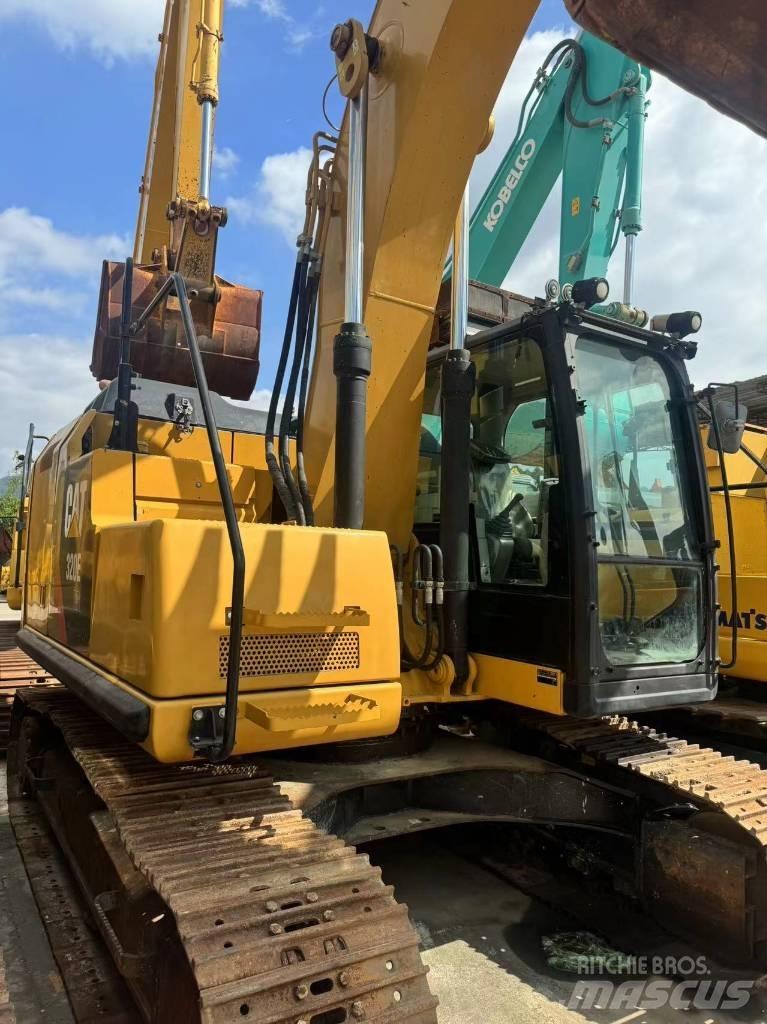 CAT 320 E Vidēja lieluma ekskavatori 7 t - 12 t