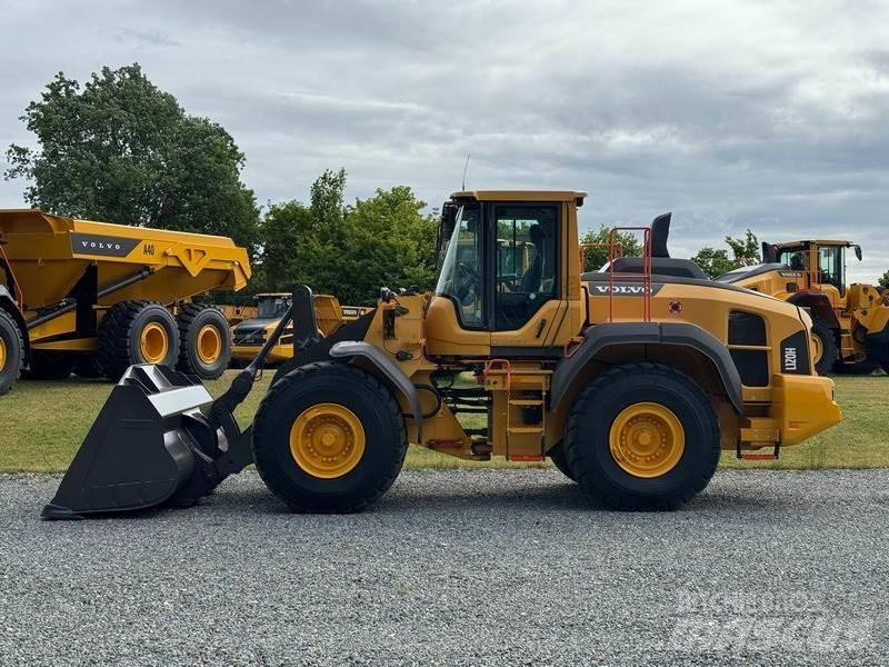 Volvo L 120 H Iekrāvēji uz riteņiem