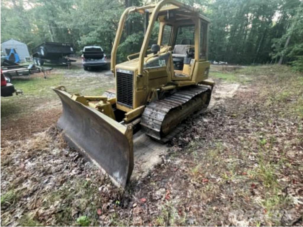 CAT D 5 G Kāpurķēžu buldozeri