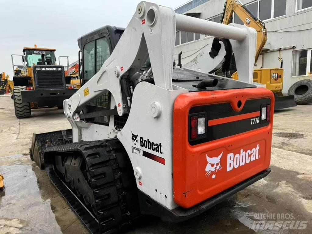 Bobcat T770 Lietoti riteņu kompaktiekrāvēji