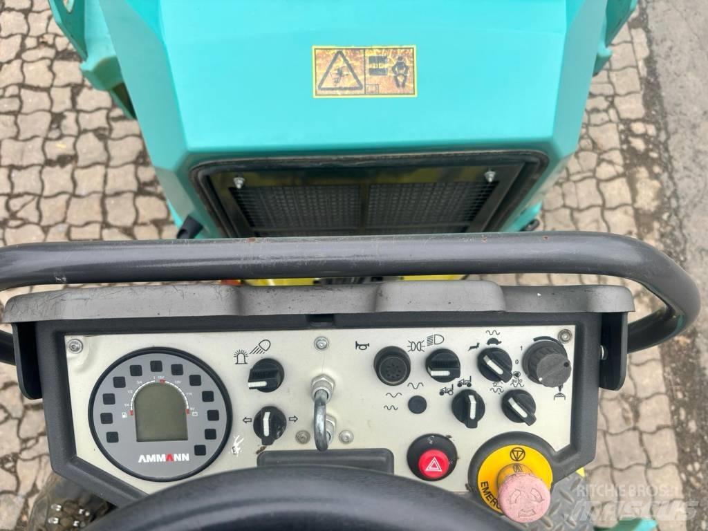 Ammann ARX 26 Divvalču grunts veltņi