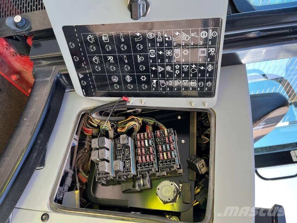 CAT 907H2 Iekrāvēji uz riteņiem