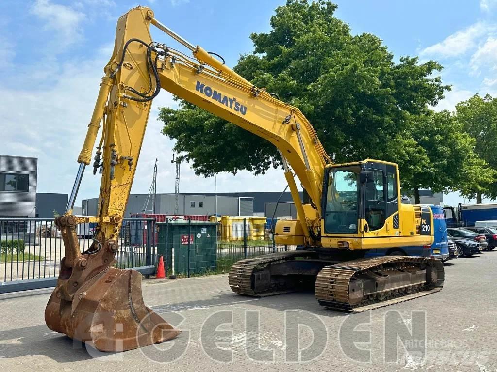 Komatsu PC210 LC-8 Kāpurķēžu ekskavatori