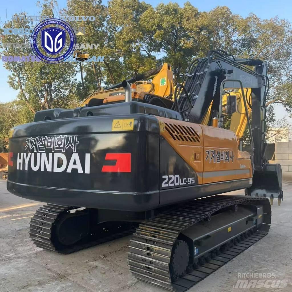 Hyundai 220LC-9S Kāpurķēžu ekskavatori