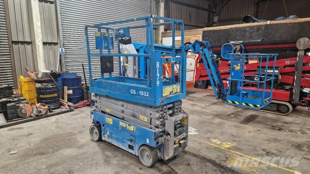 Genie GS 1932 Šķerveida pacēlāji