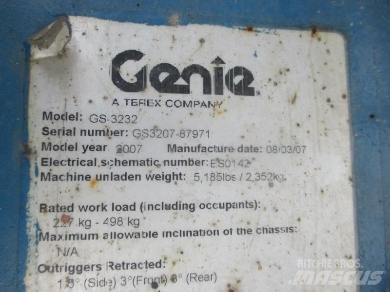 Genie GS 3232 Šķerveida pacēlāji