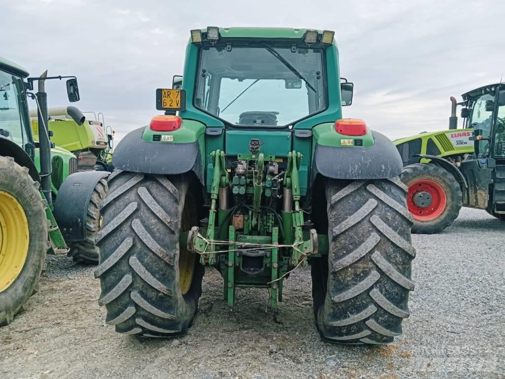 John Deere 6820 Traktori