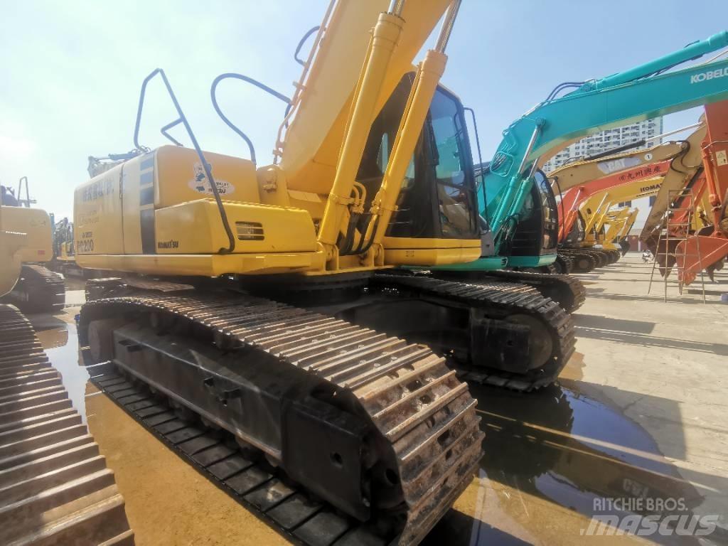 Komatsu PC 200-6 Kāpurķēžu ekskavatori
