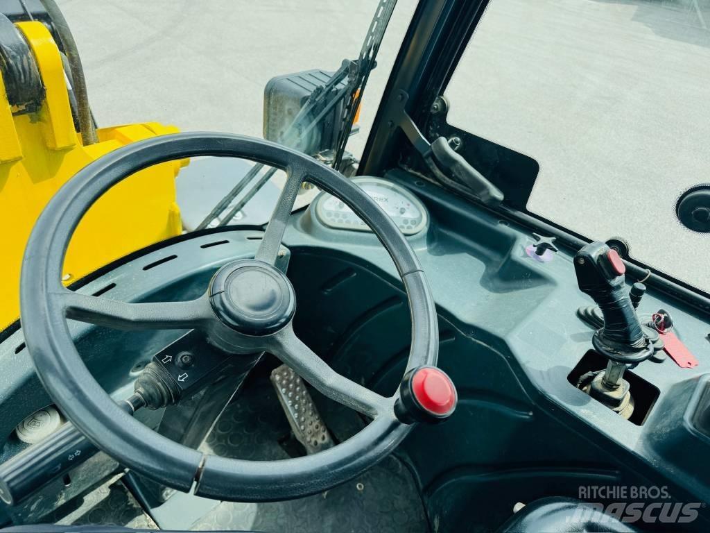 Terex 800L Iekrāvēji uz riteņiem
