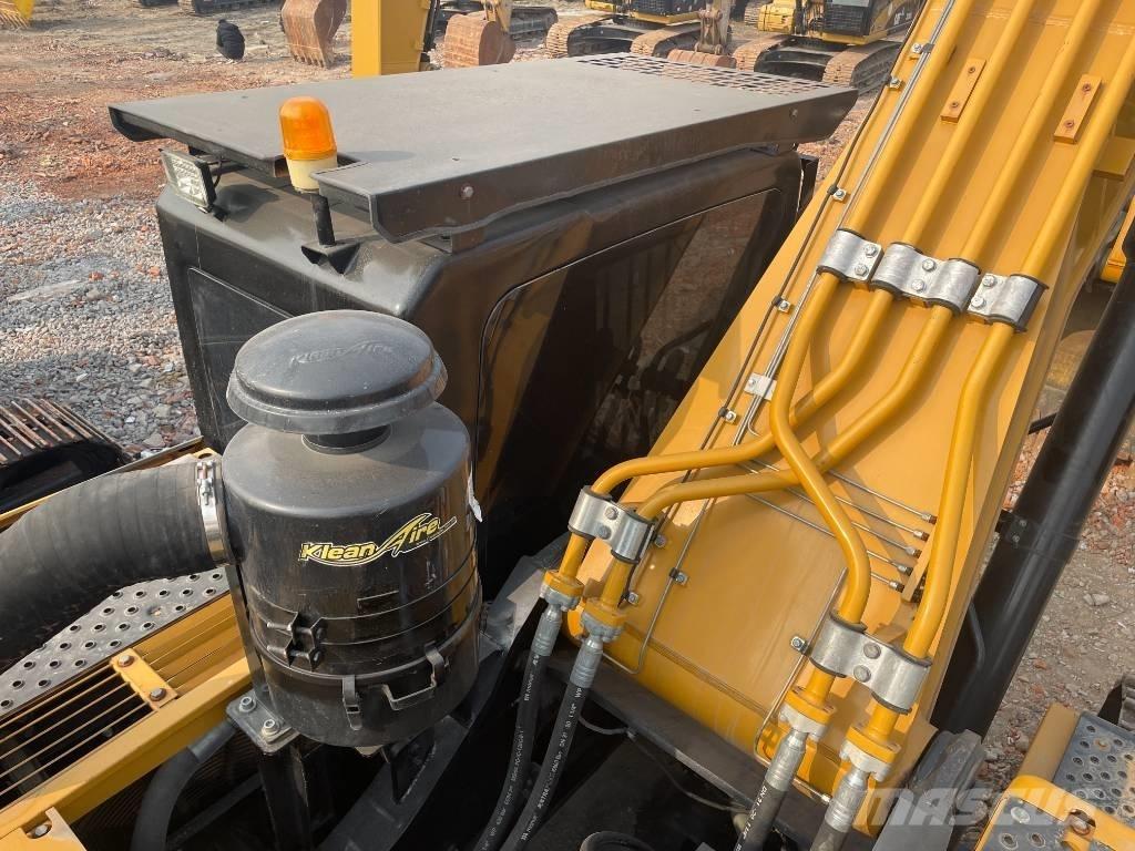 Sany SY 550 H Kāpurķēžu ekskavatori