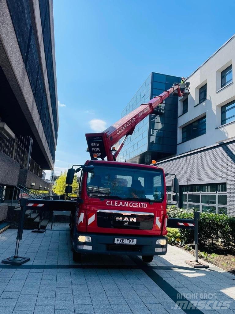 Ruthmann T 330 Pacēlāji uz automašīnas bāzes