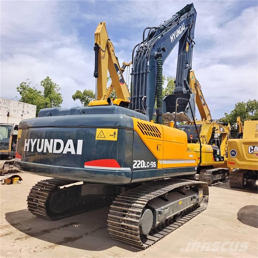Hyundai 220 LC -9S Crawler excavators
