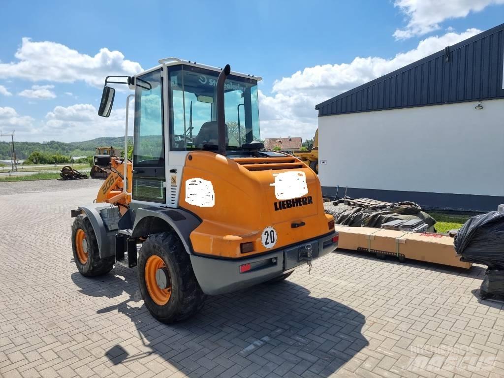 Liebherr L 506 Iekrāvēji uz riteņiem