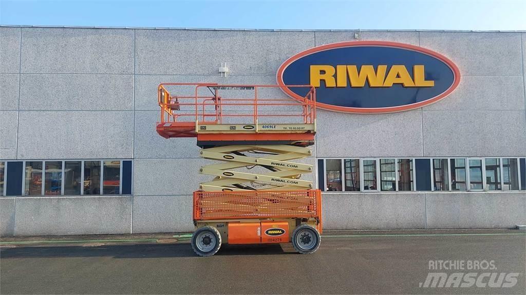 JLG 4069LE Šķerveida pacēlāji