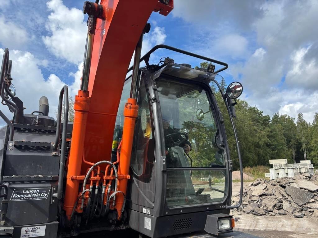 Hitachi ZX 140 W-6 Ekskavatori uz riteņiem