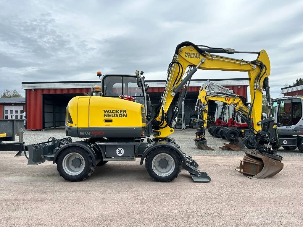 Wacker Neuson EW100 Ekskavatori uz riteņiem