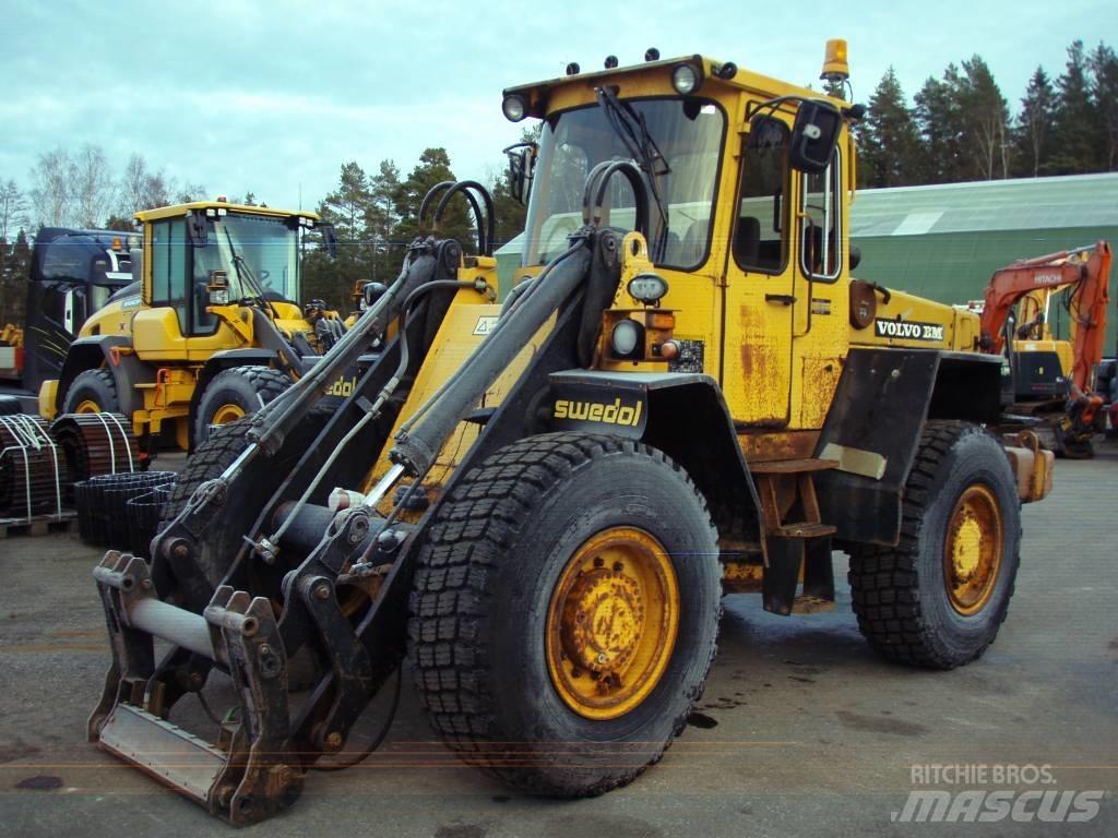 Volvo BM L 70 Iekrāvēji uz riteņiem