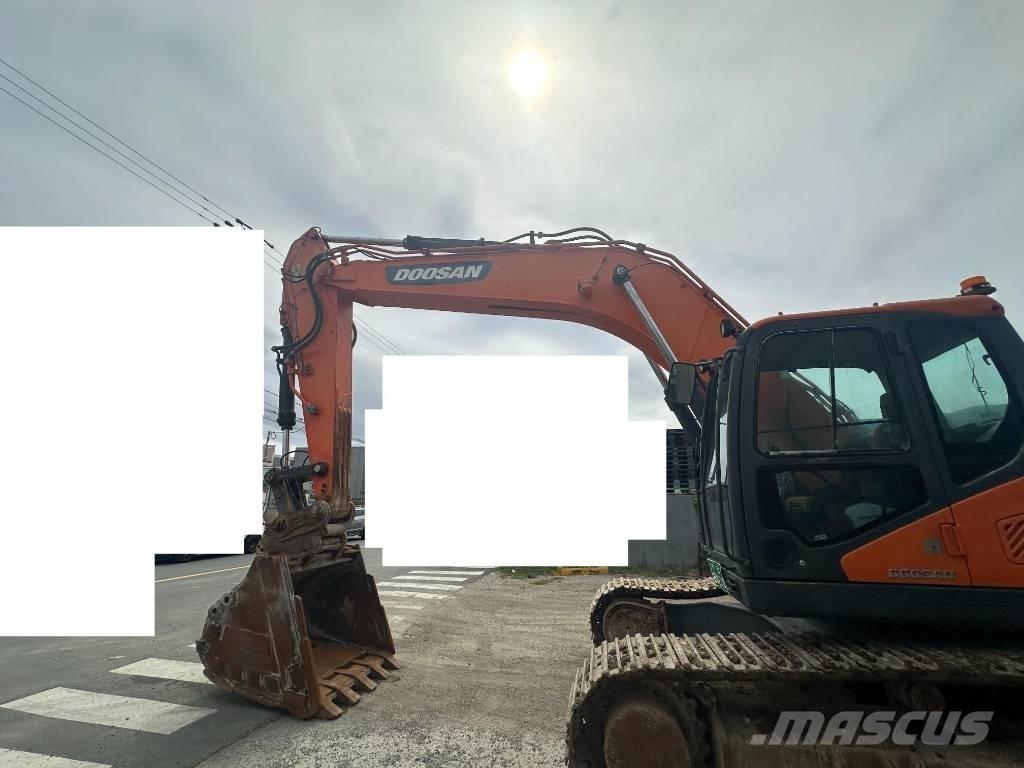 Doosan DX 300 LC-5 Kāpurķēžu ekskavatori