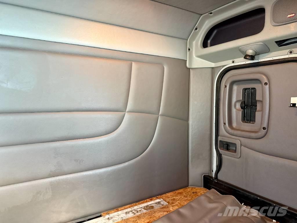 Peterbilt 367 Vilcēji