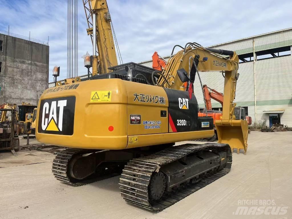 CAT 320 D Kāpurķēžu ekskavatori