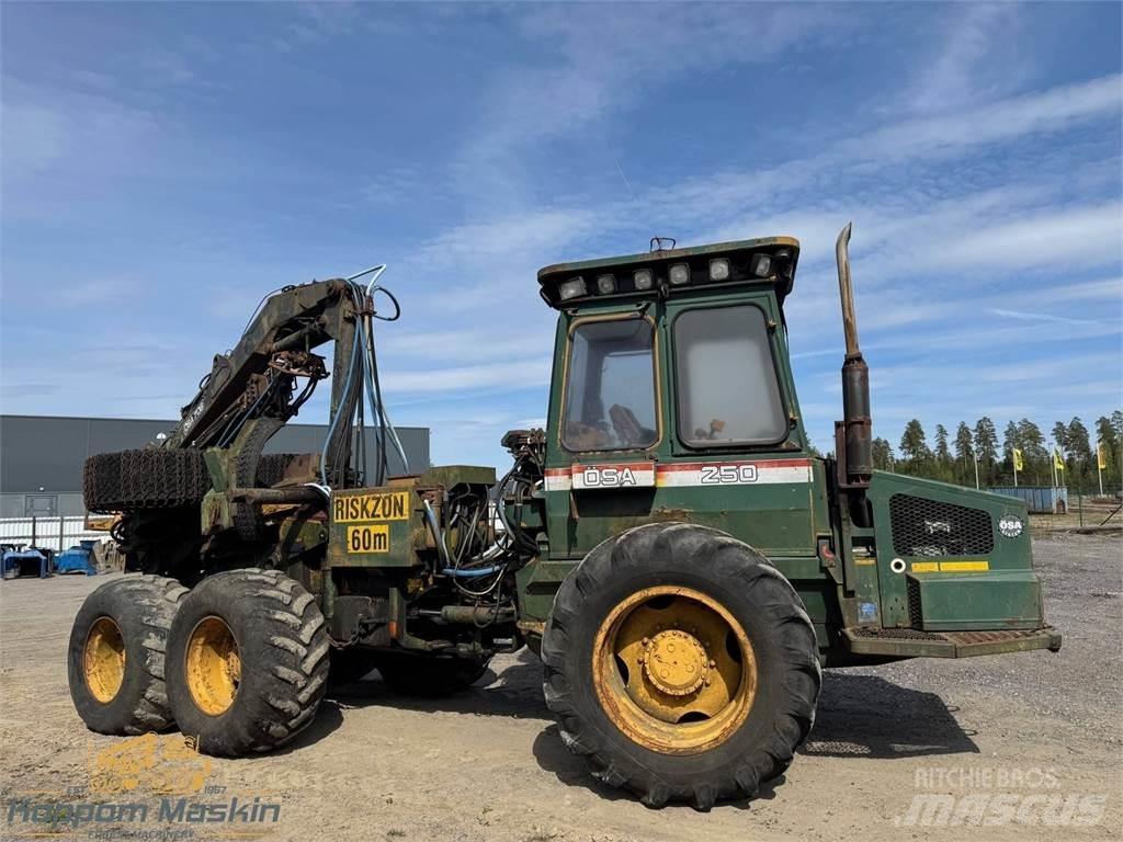 Ösa 250/706 Harvesteri