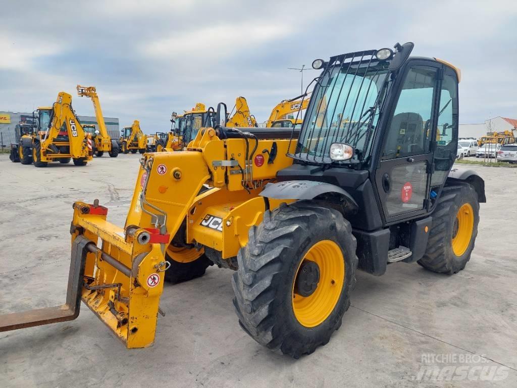 JCB 535-95 Teleskopiskie manipulatori