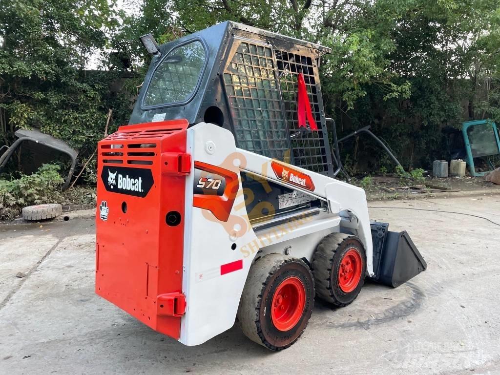 Bobcat S70 Lietoti riteņu kompaktiekrāvēji