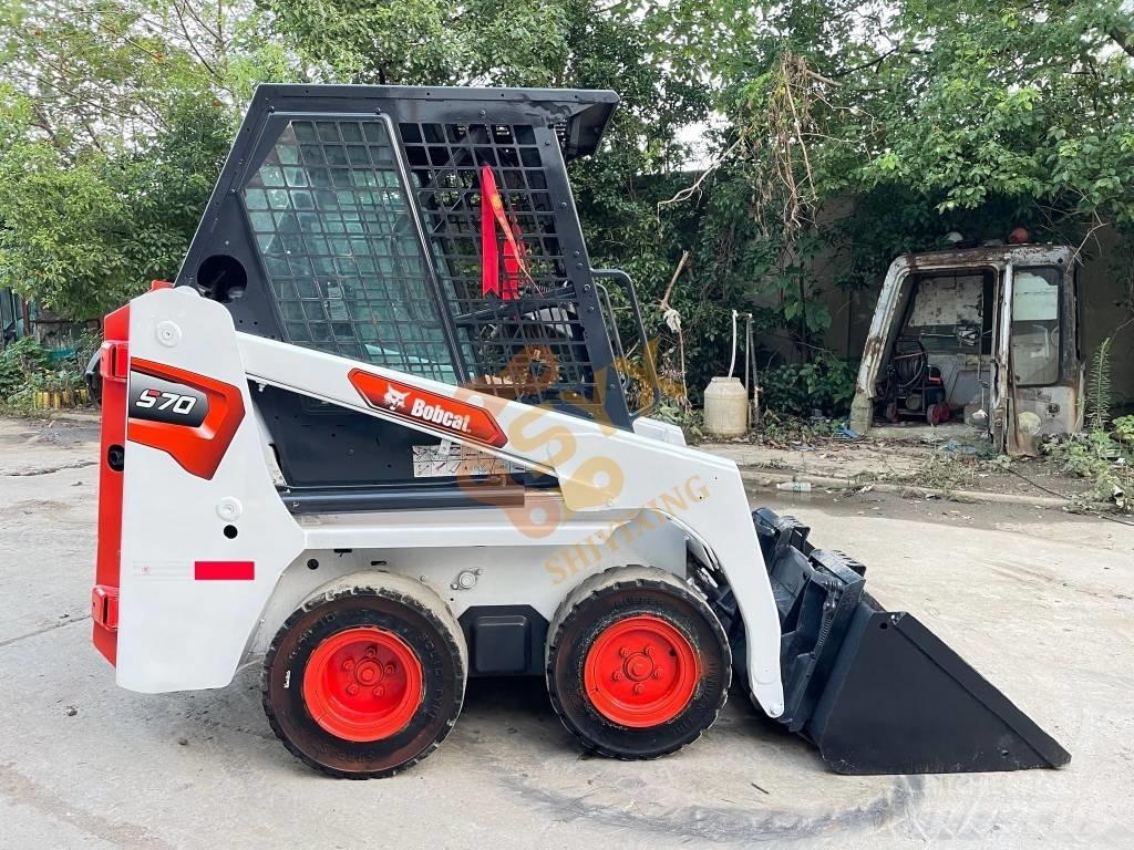 Bobcat S70 Lietoti riteņu kompaktiekrāvēji