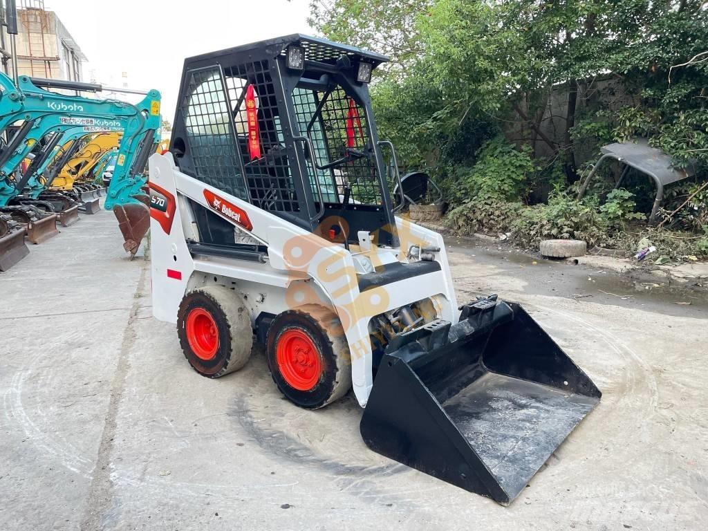 Bobcat S70 Lietoti riteņu kompaktiekrāvēji