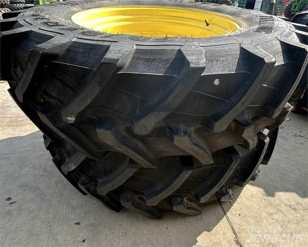  420/85R24 Riepas, riteņi un diski