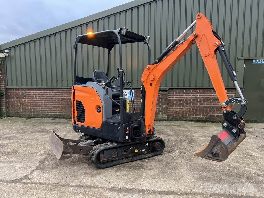 Bobcat E17 Mini ekskavatori < 7 t