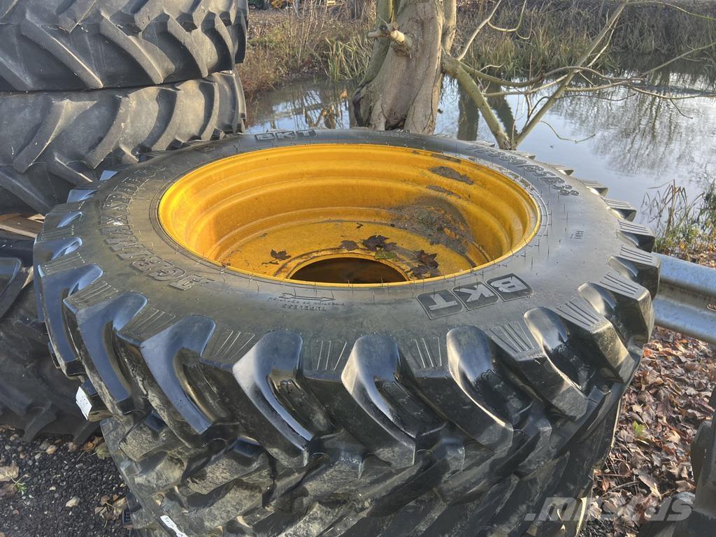JCB BKT 380/85R38 Lauksaimniecība- Citi