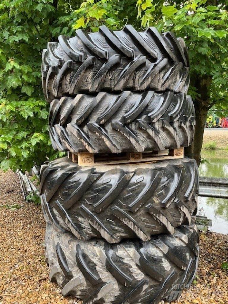 JCB WHEELS Riepas, riteņi un diski