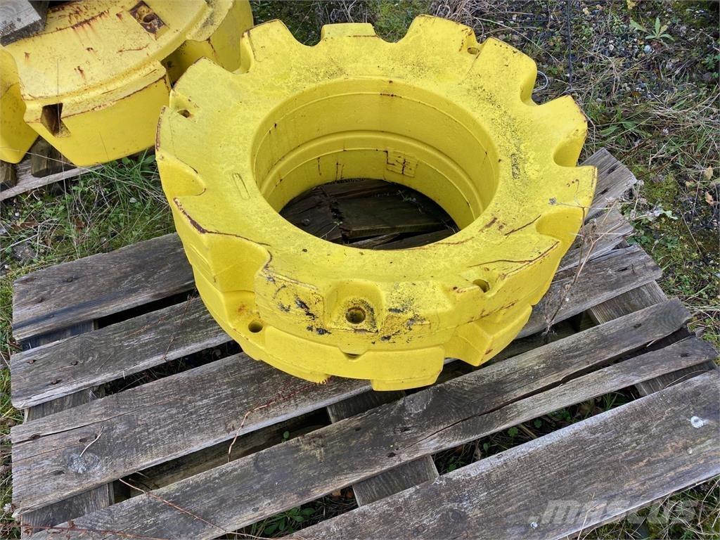John Deere 205KG Riepas, riteņi un diski