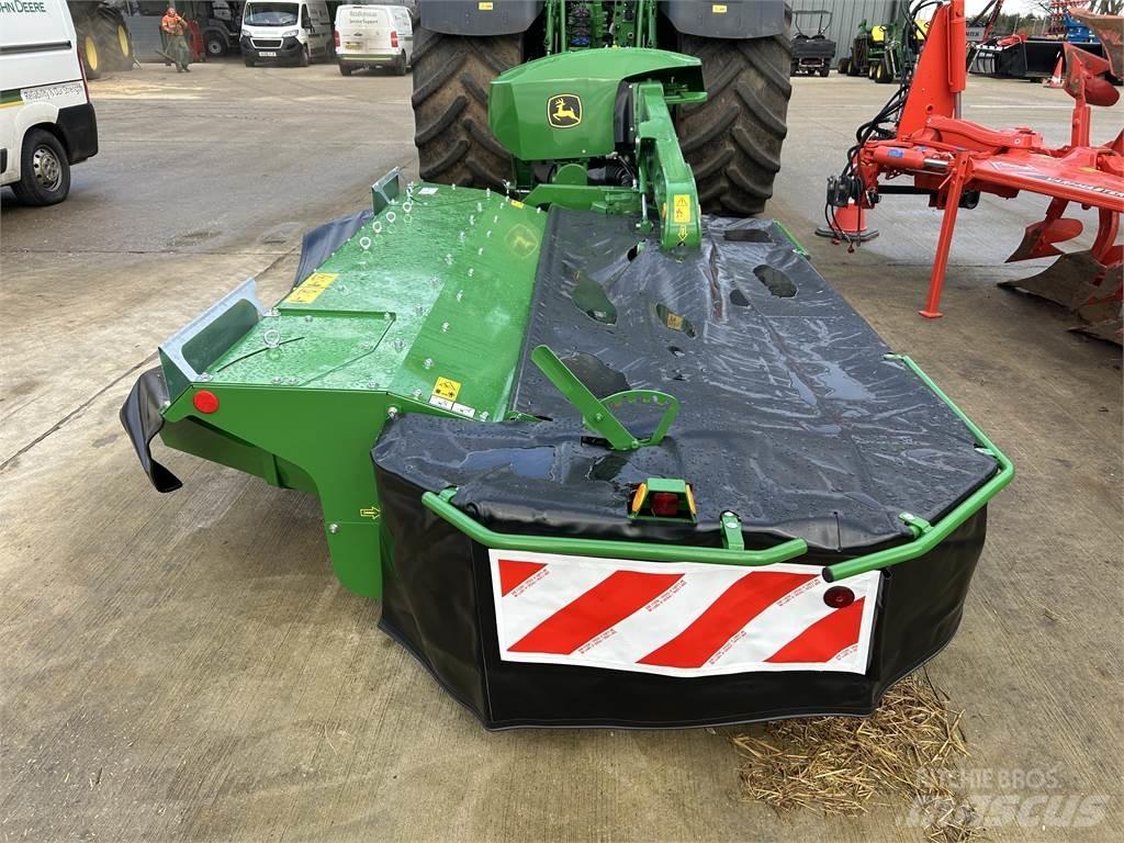 John Deere 331 Pļaujmašīnas ar kondicionieri
