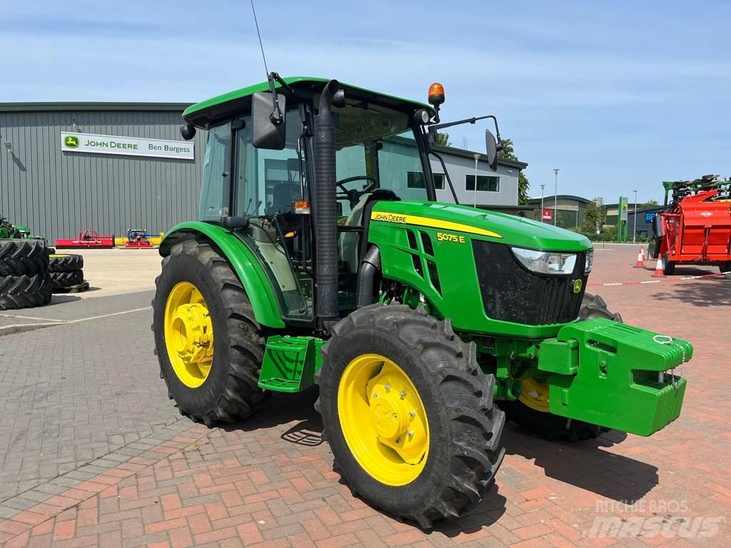 John Deere 5075E Traktori