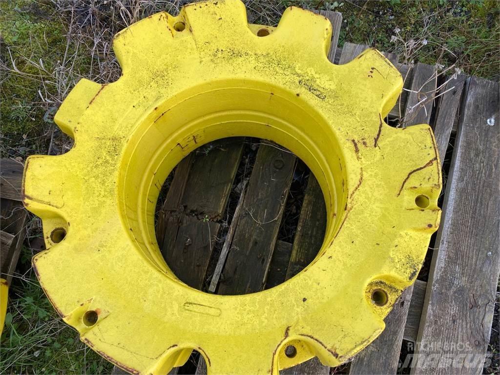 John Deere 600KG Riepas, riteņi un diski