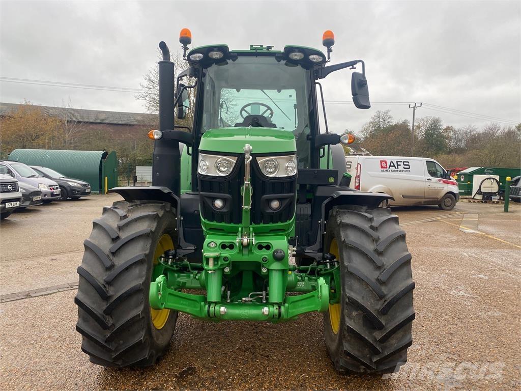 John Deere 6130M Traktori