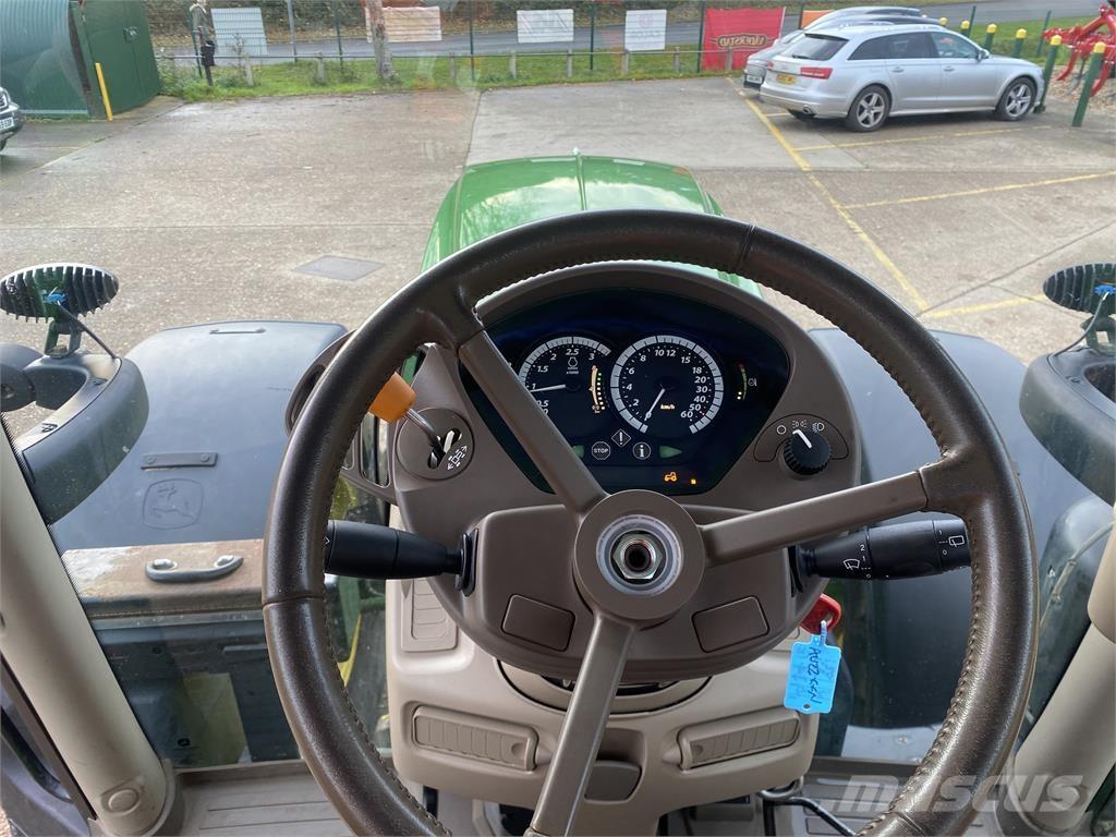 John Deere 6155R Traktori