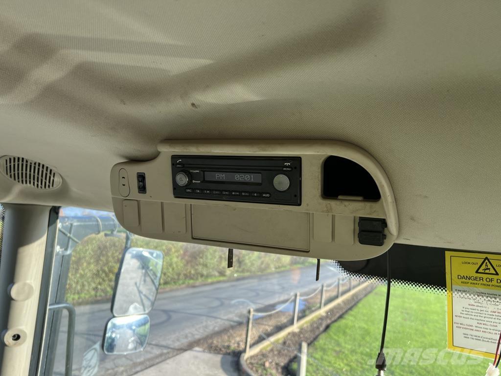 John Deere 6175R Traktori