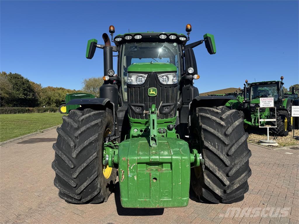 John Deere 6R250 Traktori