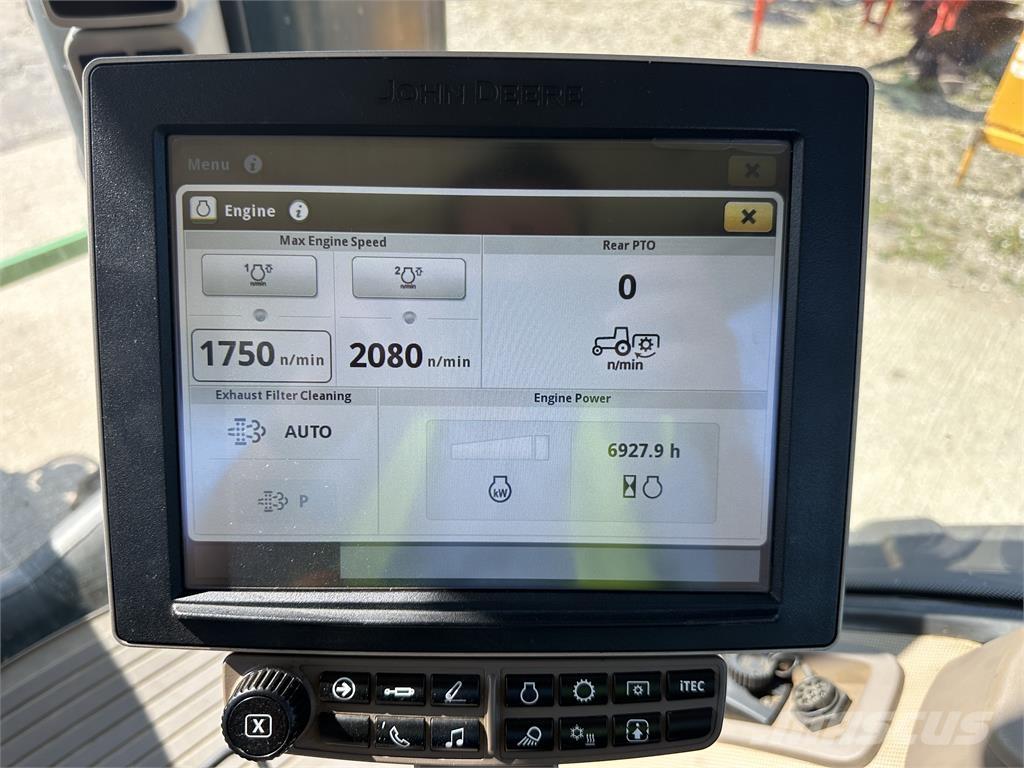 John Deere 8370RT Traktori