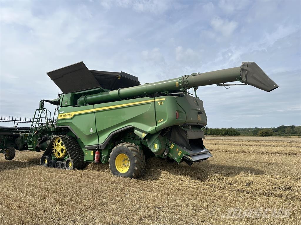 John Deere X91100 Ražas novākšanas kombaini