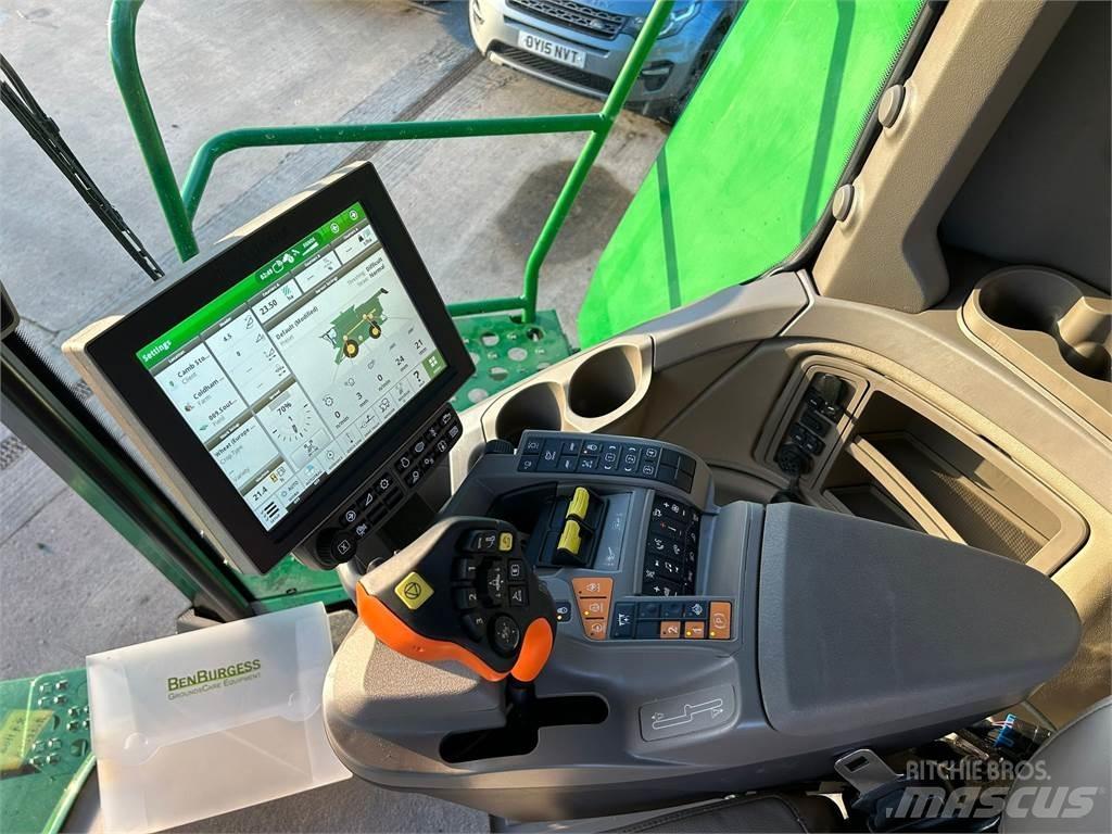 John Deere X91100 Ražas novākšanas kombaini