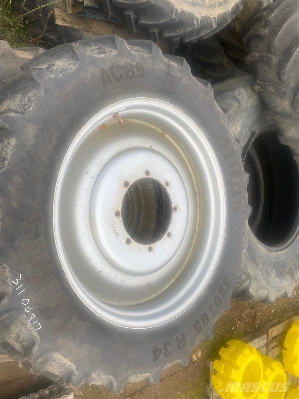  ROW CROP Riepas, riteņi un diski