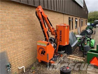  Rytetec SL320 Pļaujmašīnas/pašgājēji