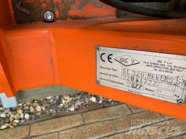  Rytetec SL320 Pļaujmašīnas/pašgājēji
